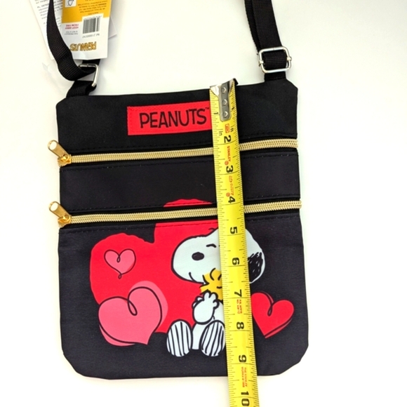 NWT Peanuts Snoopy Kids/Girls/Teens Crossbody Bag/Purse - Picture 12 of 15